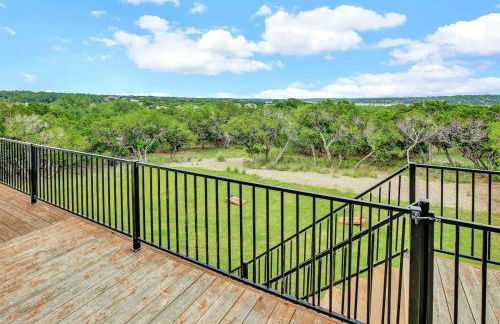 Luxury Lakeview Home w/ Pool & Beach Access! - Not Active - Foto 30