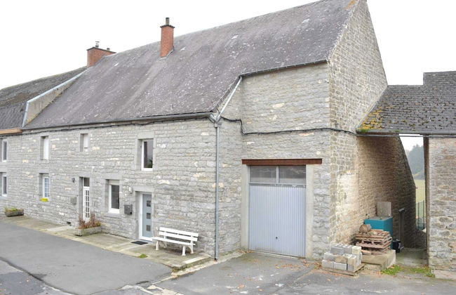 Vintage Holiday Home in Couvin near River - Foto 1