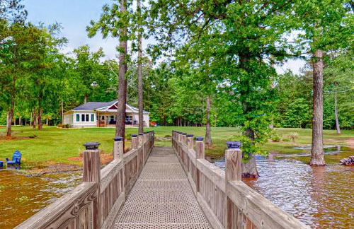 Large Waterfront Lake Murray Home with Dock - Foto 4