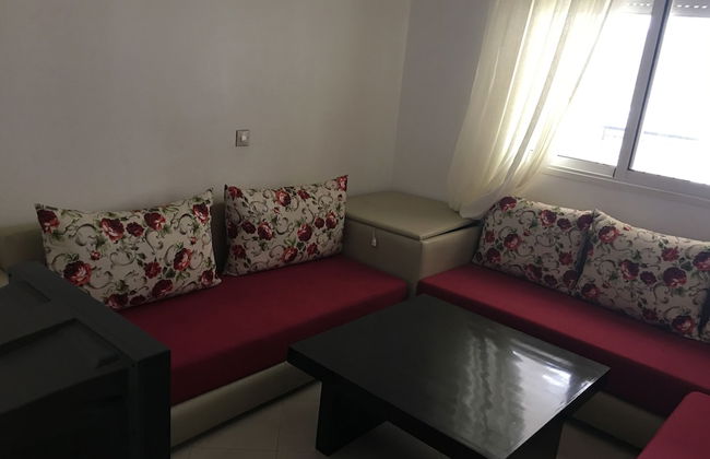 2 Bedroom Apartment in Oulad Khallouf - Foto 5