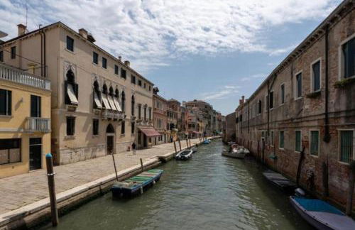 Suite Haven in Venice with private SPA - Photo 41