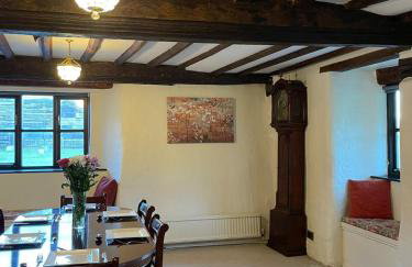 The Farmhouse - Photo 36