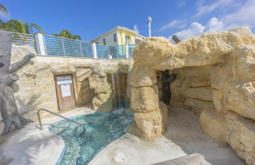 Vacay Vibes-Luxury Home in Oceanfront Resort with Pools, Pickleball & Marina - Foto 4