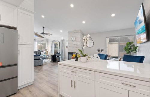 Searenity Suite- Peekaboo Ocean view 1 min walk to Beach - Photo 10