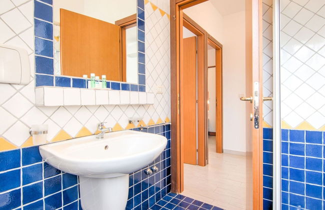 Residence With Swimming Pool Nearby the sea - Foto 10