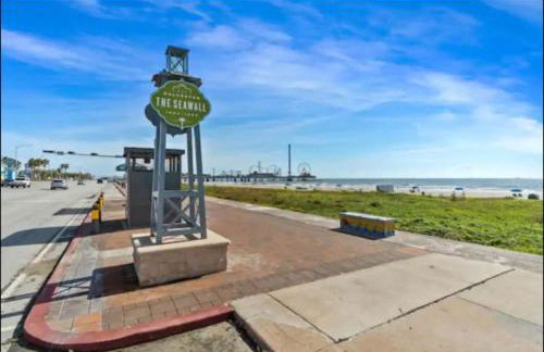 Beach Cottage Close to the Beach with Fire Pit - Foto 13