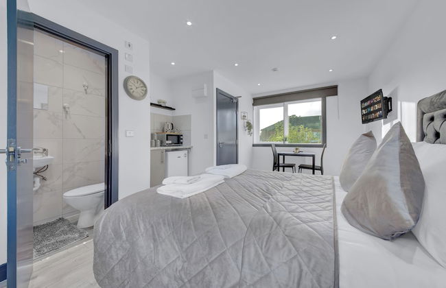 Captivating 1-bed Studio in Feltham - Foto 5