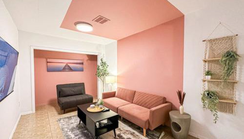 Relaxed and Cozy Poolside Studio - LOU2 - BUR - Foto 2