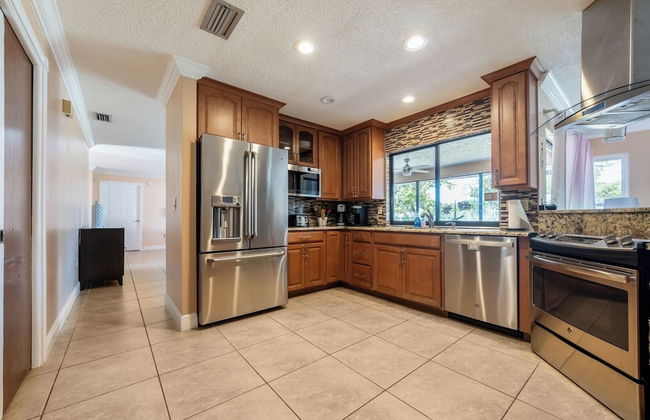 Renovated 3BR Dog Friendly Pond View W/D - Foto 21