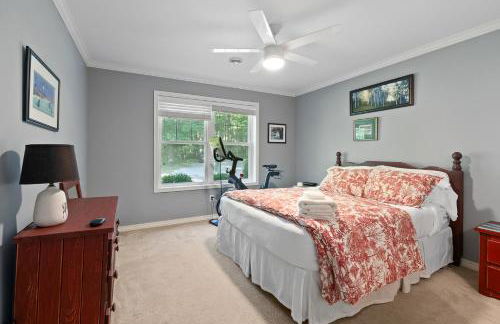 Blue Bear Cottage at Simple Life Rentals - Foto 19