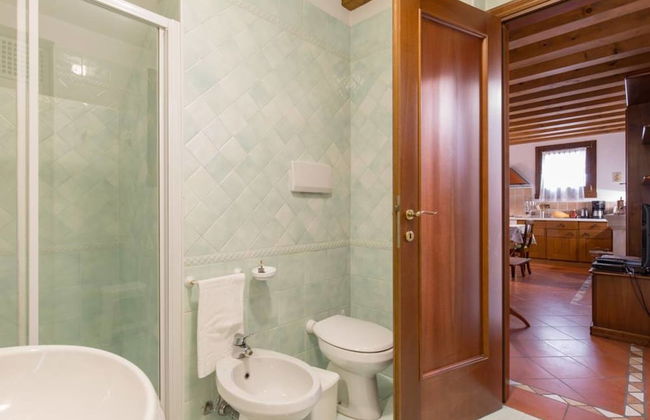 The Mulberries Three Bedroom and two Bathroom Apartment - Foto 1