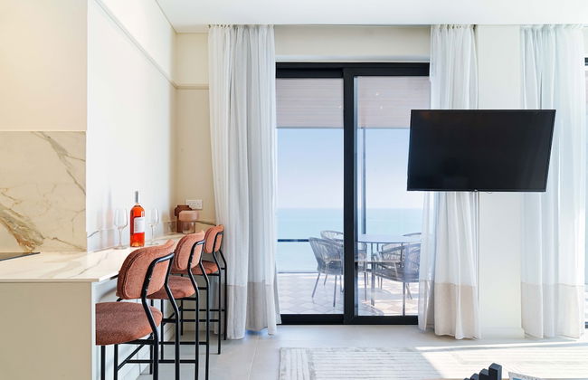 LIV Mackenzie Beach Suites - Foto 10