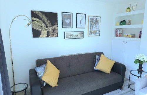 Large House, Home for Contractors- Park Free - Foto 23