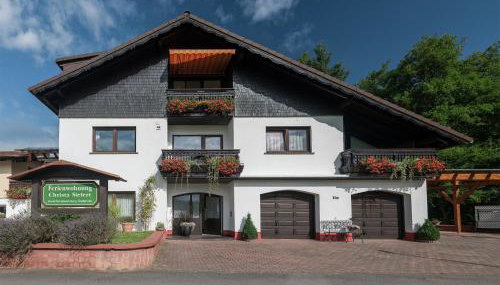 Quaint Apartment in Hüttenthal with Garden - Foto 2