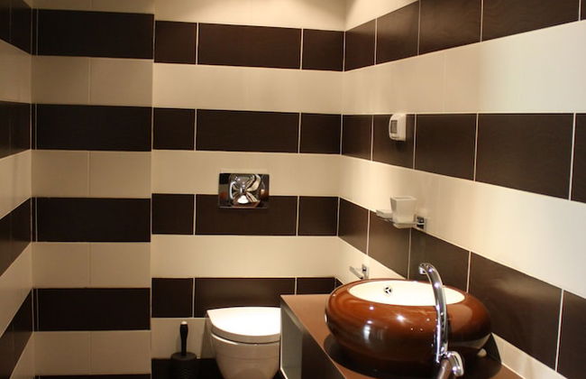 Rich Luxury Suites - Photo 49