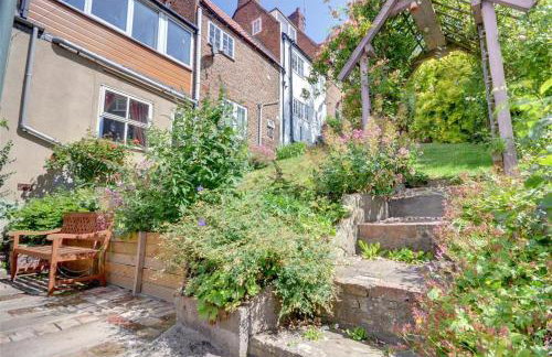 2 Bed in Whitby oc-w904 - Photo 12