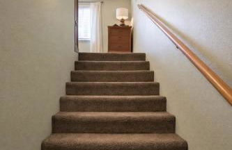 Vacation House, 2 Miles to Beach, Smart TVs, Grill - Foto 5