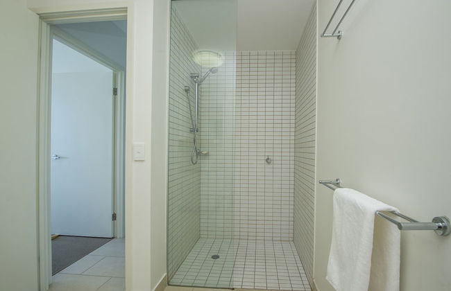 1 Bright Point Apartment 5102 - Photo 18