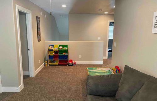 Family friendly 4-bdrm 3.5 bath w guest suite - Foto 19