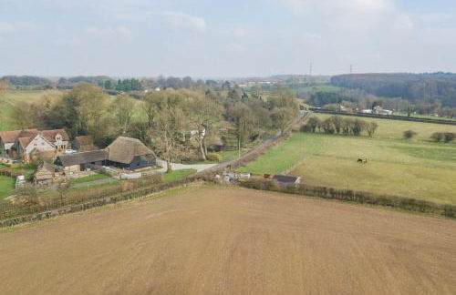 The Thatched Barn by Bloom Stays - Foto 27