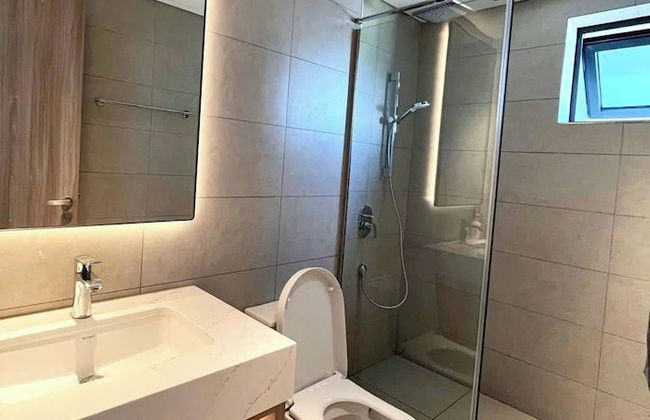 Lotus Alacarte Ha Long Hotel - Photo 15