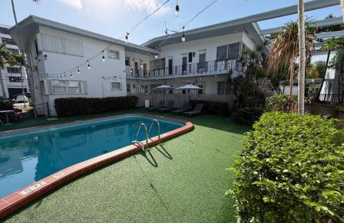 Bay Harbor Boutique Vacation Rental - Photo 48