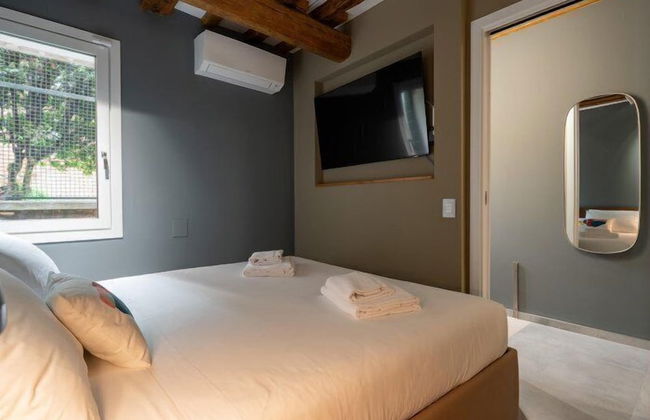 Venice Jewel Canal View - Photo 3