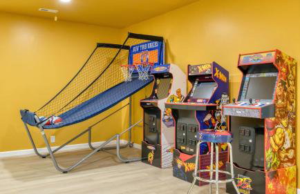 Game Farm Villa by Avantstay 10bdr, Private Pond, Spa, Pool Family-friendly - Foto 37