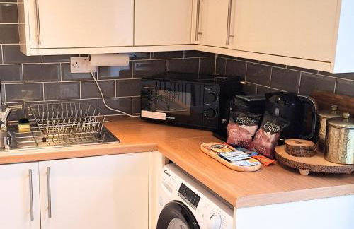 Two-bedroom Cottage - Sandstone Garden Patio - Free Parking - Pets Welcome - Foto 33