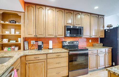 1 Mi to Centennial Park Gem with Golf Course Views - Foto 8