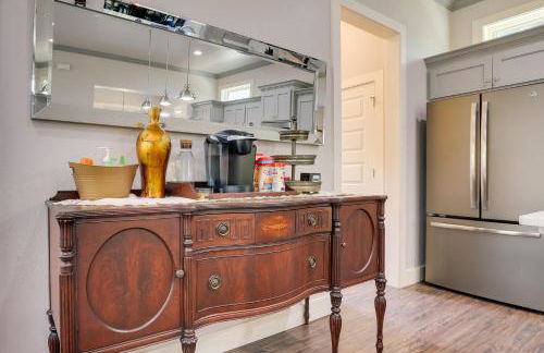 Modern Home Less Than 1 Mi to Dwtn San Antonio and Riverwalk - Foto 6