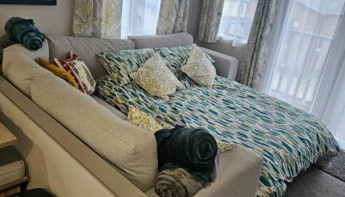 Escape in Carnforth Lodge - Sleeps 6 - Photo 4