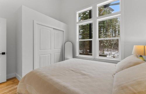 Wagon Wheel Hideaway - All season new build home near Tamarack Resort & Lake Cascade - Photo 17