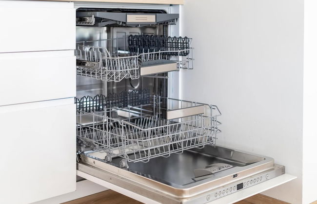 Luxurious 20-person Apartment on Ameland - Photo 18