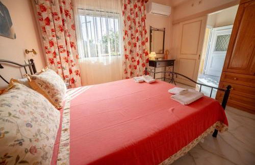 2-BR Apartment by the Sea - Photo 10