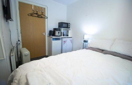 Close to City Centre 3-Bed Townhouse, Sleeps 7, Free Parking, Great Transport Links - Foto 21