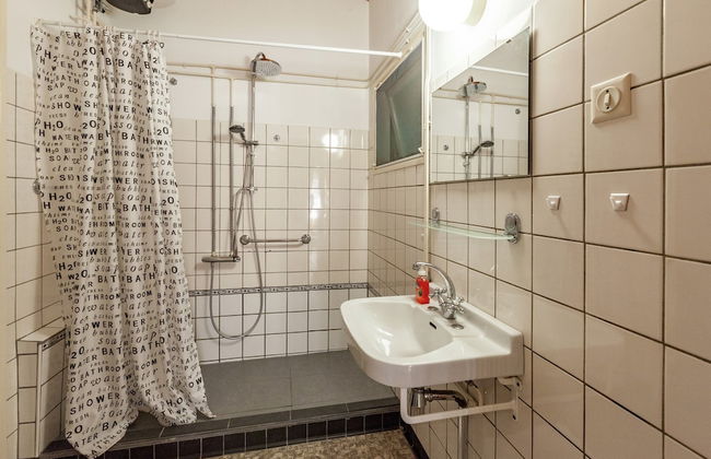 Peaceful Holiday Home near Center in Burgh Haamstede - Foto 10