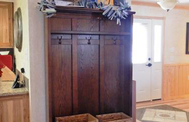 C21, Three bedroom, three bath log-sided, luxury Harbor North cottage with hot tub cottage - Foto 30