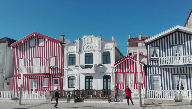 Casas de colores en Costa Nova