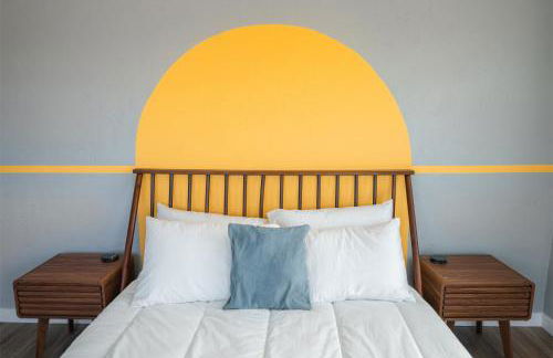 Desert Oasis - Firepit, Stargazing, Kitchen Essentials, 5 Acres, & Joshua Trees - Sleeps 6 Comfortably, 7 with Sofa, 8 Maximum - Foto 6