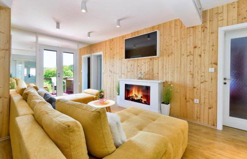 Pet Friendly Home In Mrzlo Polje - Foto 5