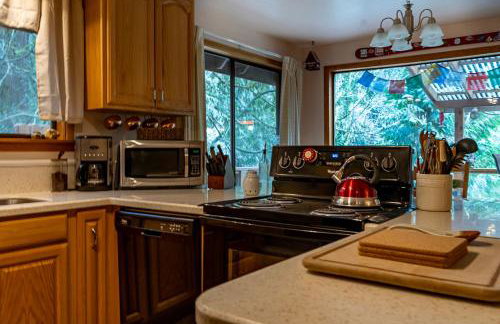 Chase's River Cabin - Hot-tub Firepit & Fireplace - Foto 7