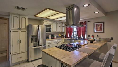 Spacious Lancaster Family Ranch - BBQ and Patio - Foto 2