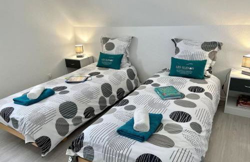 Perle Beach, Petite maison située en bord de plage, piscine. - Foto 7