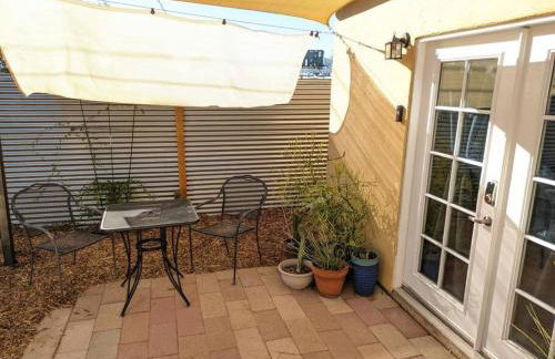 Guesthouse w/ private access and patio - Foto 22