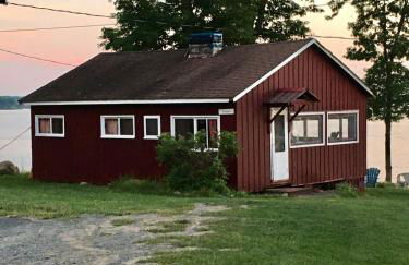 Cozy Cabin with Lovely Views of Great Sacandaga Lake in Northville, New York - Foto 6