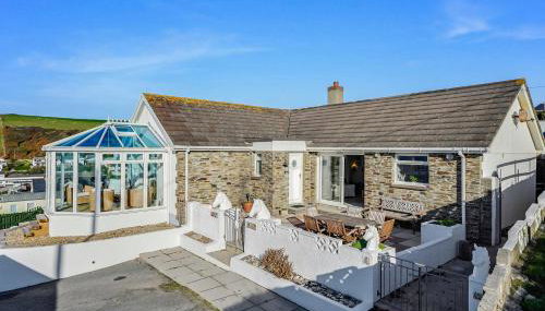 Stunning House Seconds from beach, Sleeps up to 12 - Foto 1