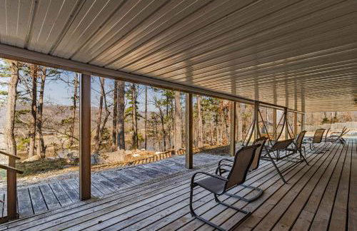 White River Escape with BBQ & Private Backyard - Foto 17