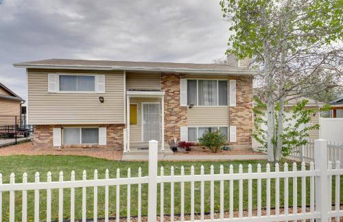 Deck and Yard Pet-Friendly Apartment in Magna! - Foto 1