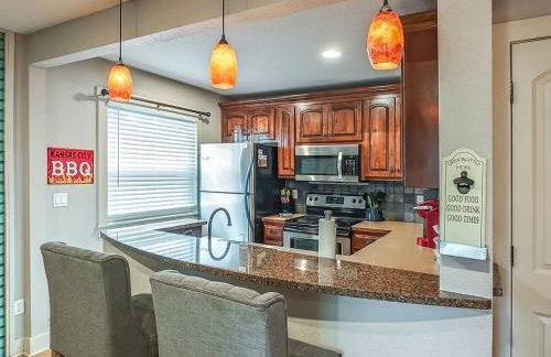 Quiet Plaza Two bedroom 2 Bathroom - Photo 28